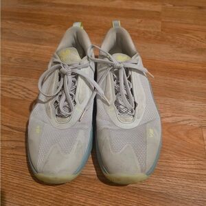 Stylish Gray and Yellow Women's Athletic Shoes